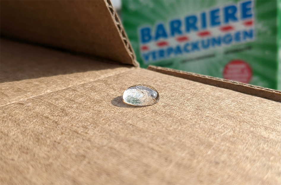 Barriere impermeable sur carton ondule