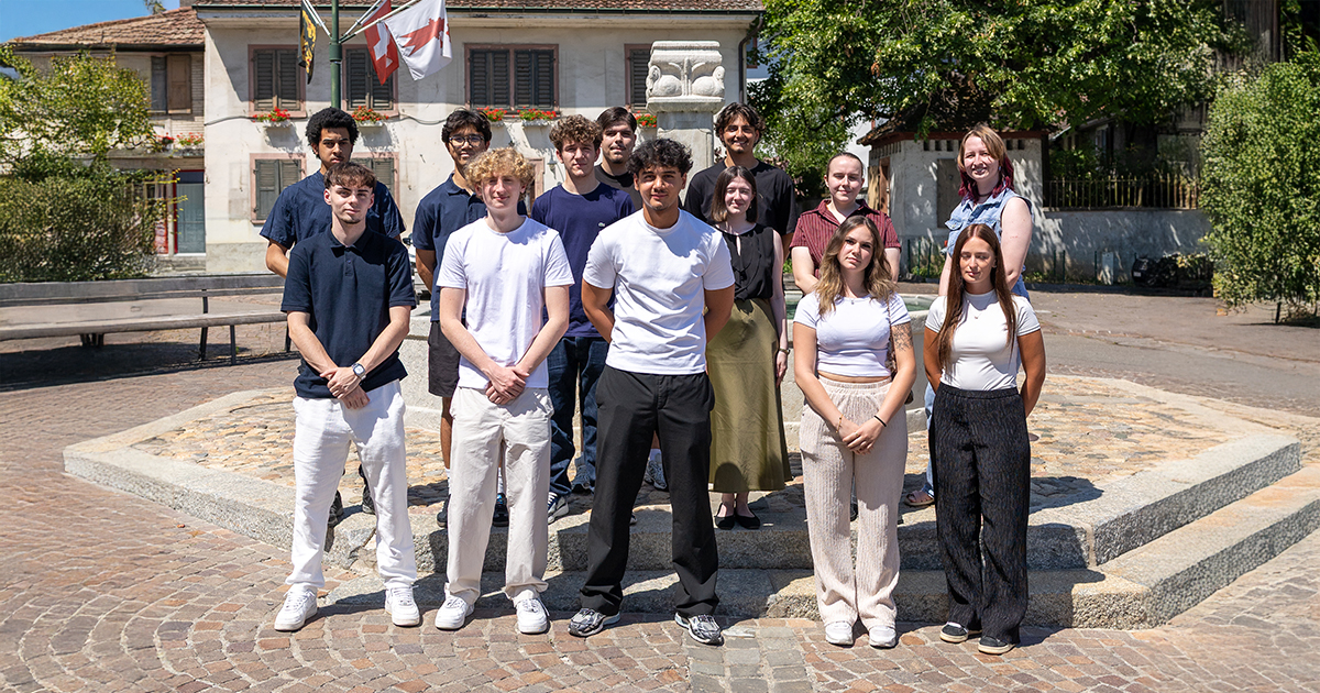 Ein Gruppenfoto der Lehrabschlussabsolventen 2026.